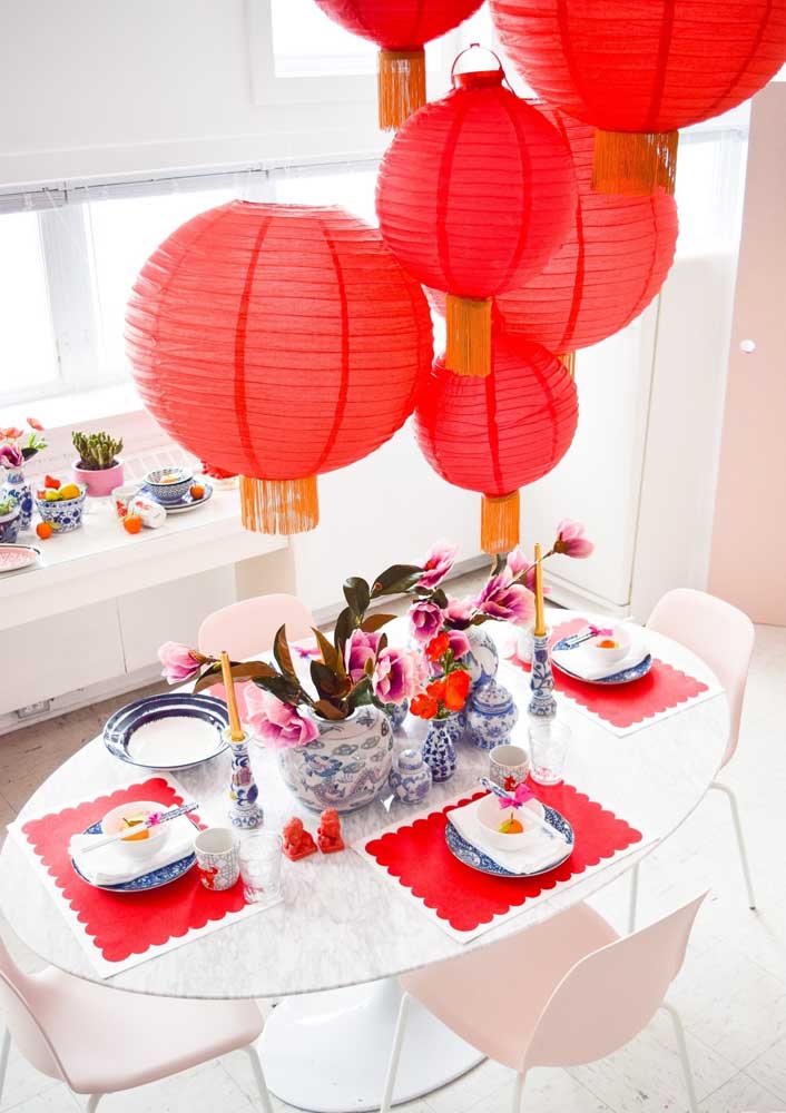 Simple but perfect decoration to welcome the Chinese New Year