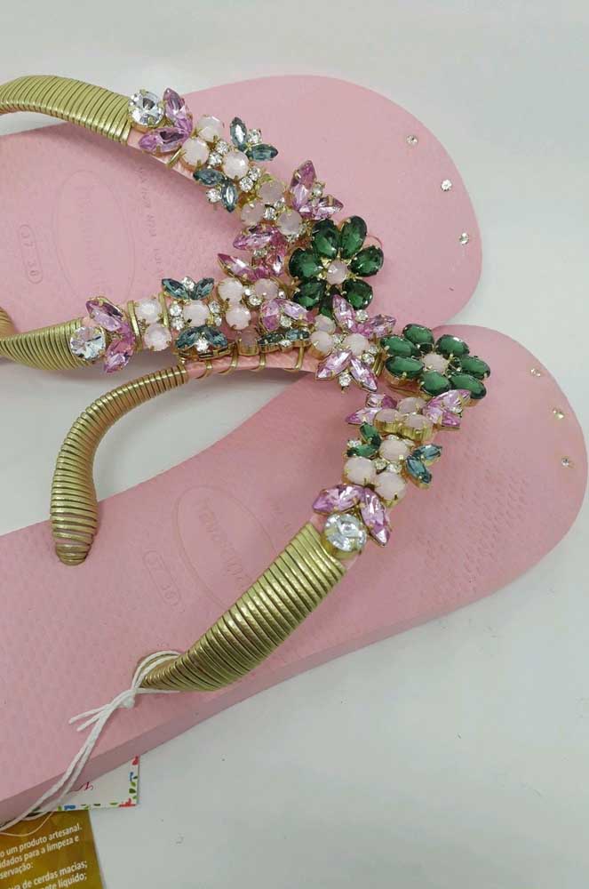 A beautiful inspiration: pink slipper with embroidery in green, blue and pink stones