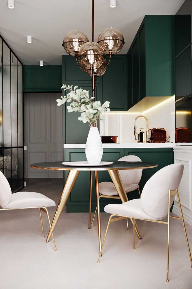 For fans of sophisticated and modern designs, this green and gold Provencal kitchen is an inspiration