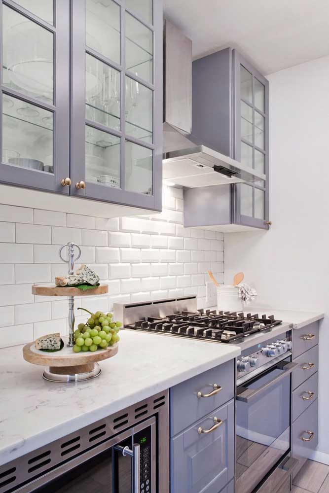 Glass doors to highlight the dishes