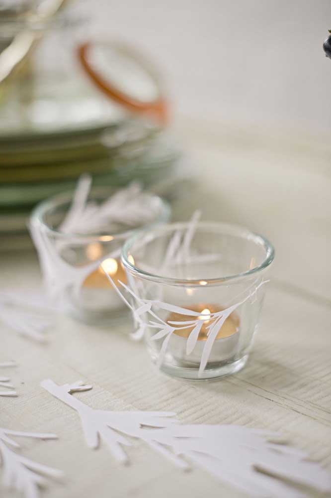 Floating candles: a good idea for the Christmas table