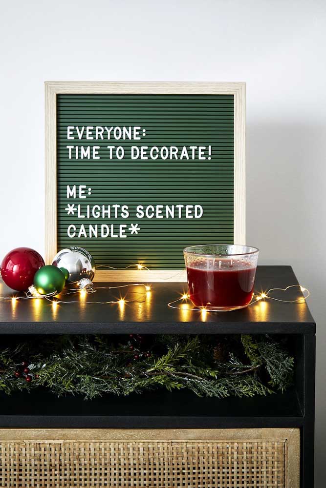 There's always time for another decoration, isn't it? So don't let Christmas pass by, light at least one candle