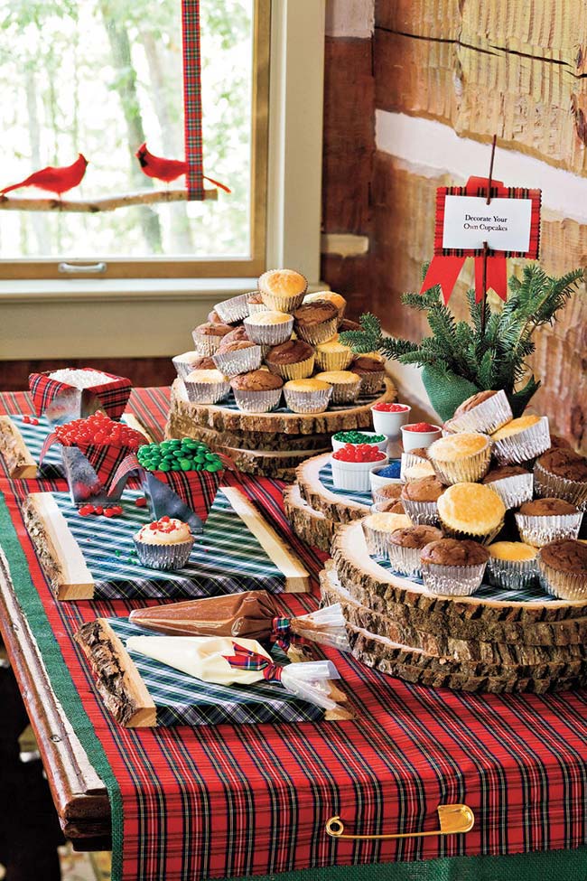 Rustic Christmas Table Idea