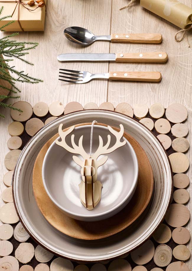 Another rustic Christmas table without losing the design style