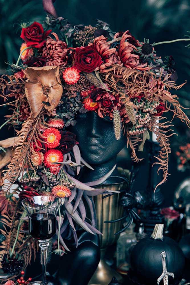 A full featured flower arrangement for the masquerade 