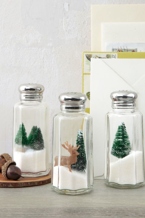 Christmas ornament with seasoning holder