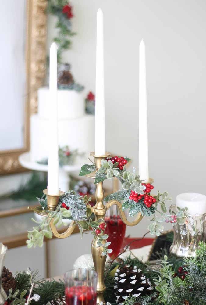 If you like more classic decor, bet on beautiful candle holders