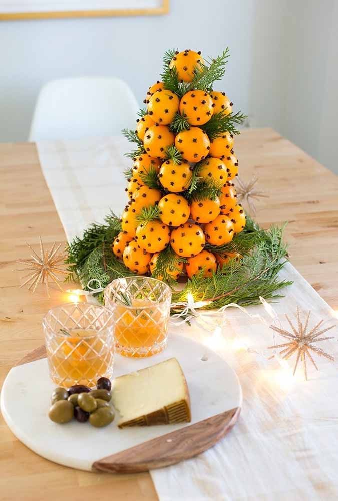 A Christmas tree made from oranges and pine leaves. Beautiful and original