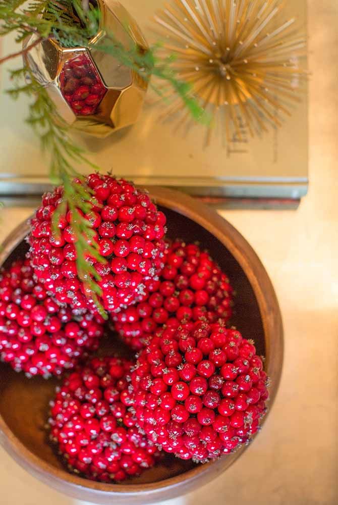 If you don't have any flowers, make a fruit arrangement