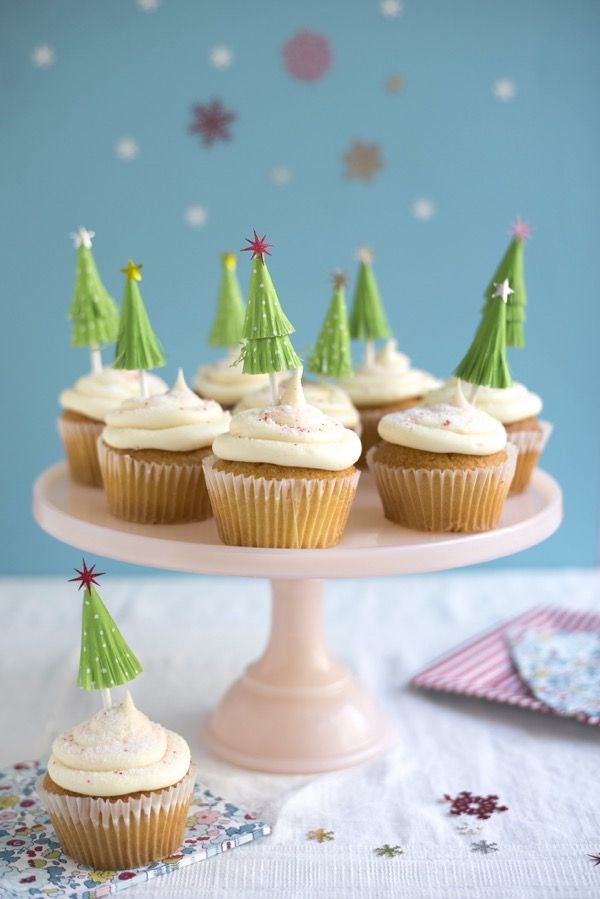 Handmade umbrella for cupcakes