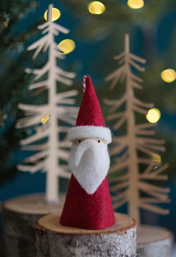 Felt Santa Claus in cone shape