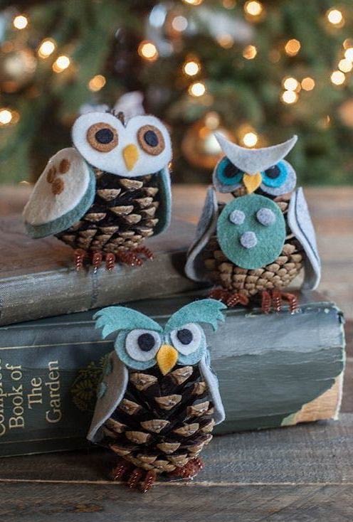 Pine cone owl to do it yourself at home