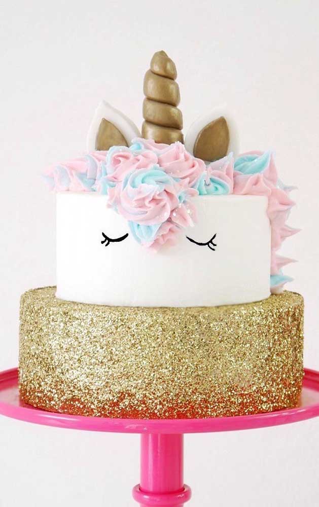Fake unicorn cake: the success of the moment 