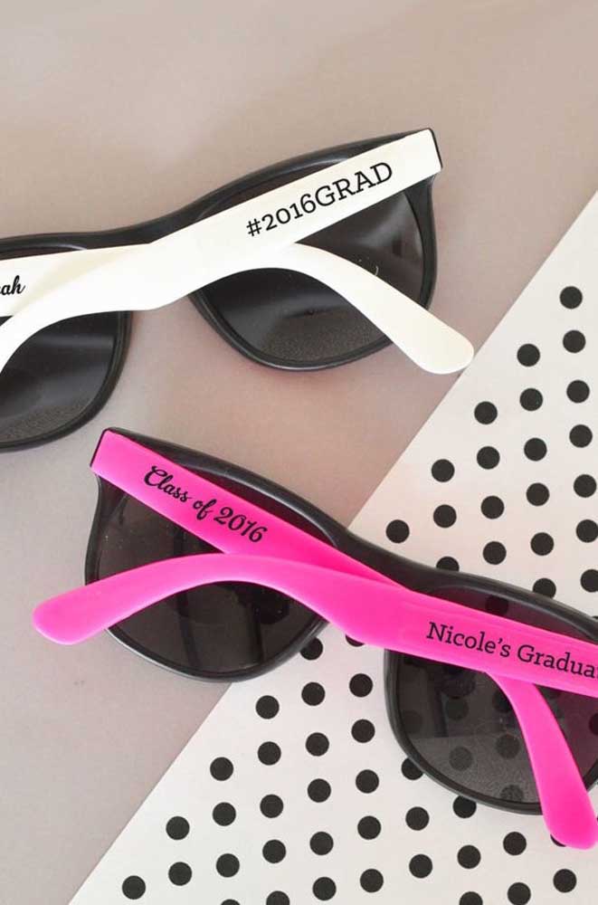Graduation souvenir sunglasses, did you like the idea?