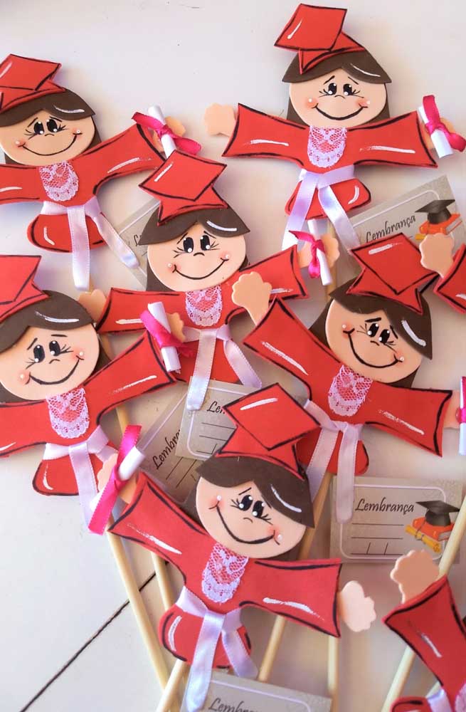 Graduation party favor EVA: simple and easy to make