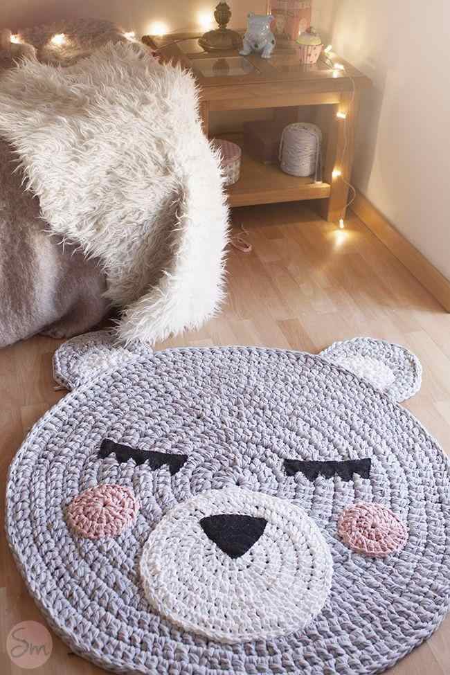 Crochet rug for kids room