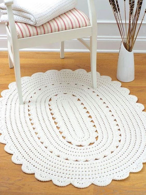 Simple oval crochet rug to use in any environment