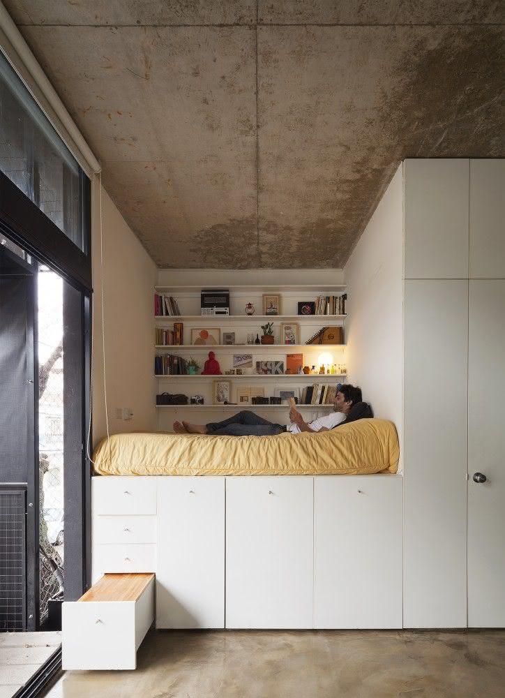 Teenager bedroom with suspended bed