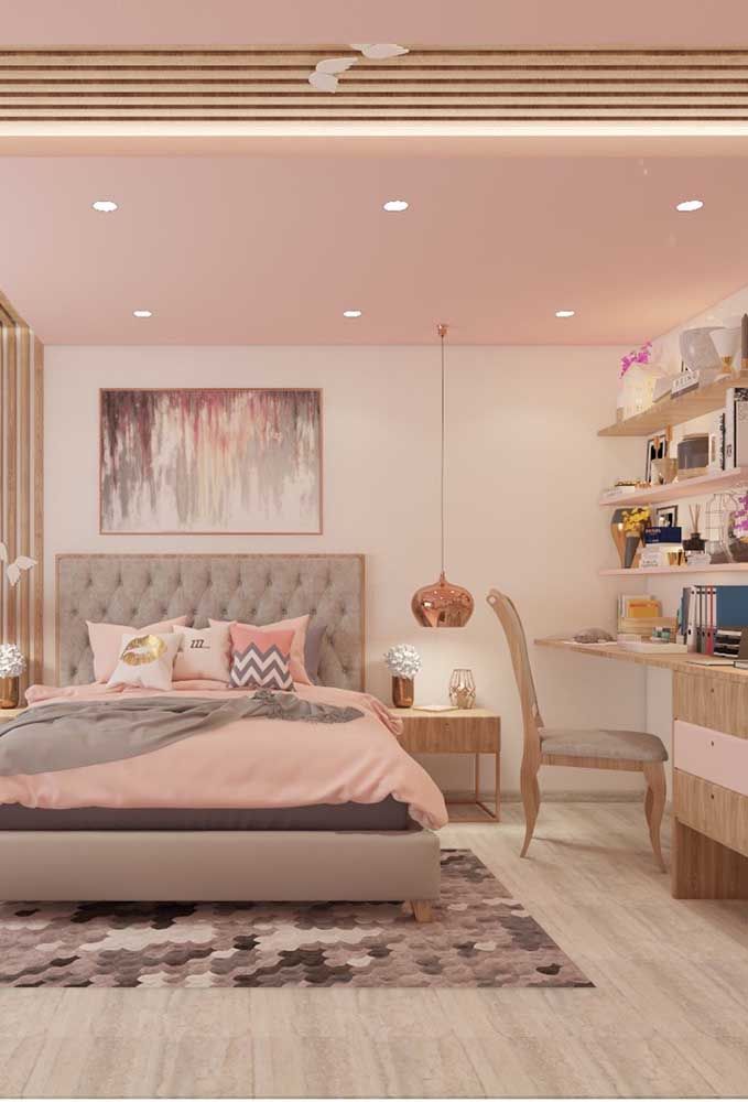 If the intention is to produce a more luxurious teen bedroom, the rosé gold color can be the highlight.