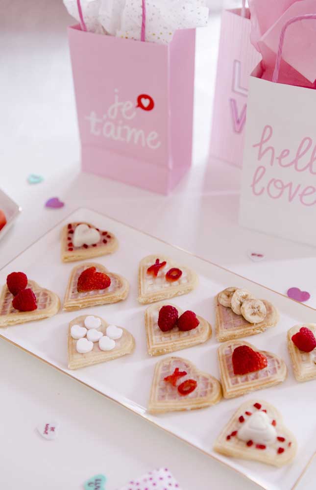 Cute and personalized cookies to surprise your boyfriend