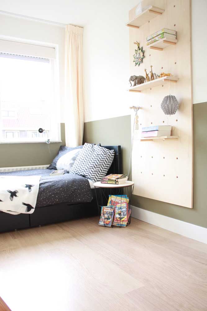 The pegboard-style wooden plate was super functional in this room, not to mention that it decorates like no one else