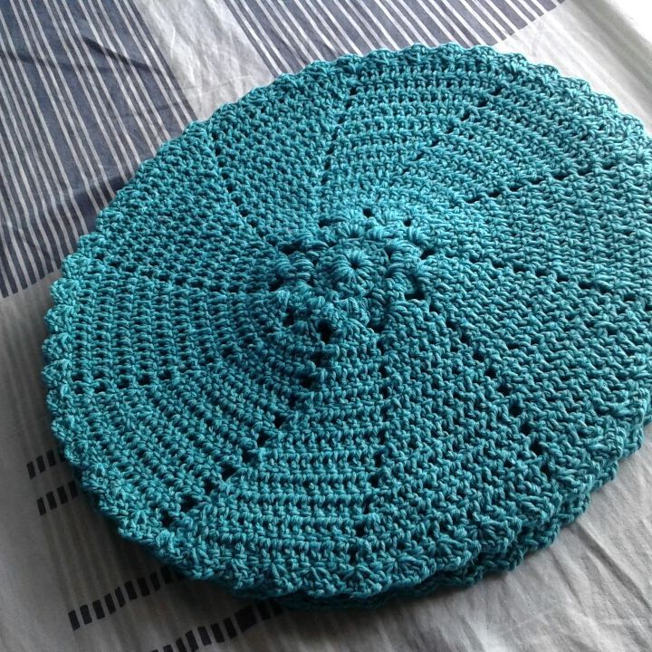 50 shades of blue for your crochet
