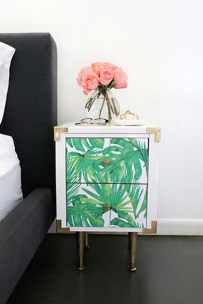 Renovated nightstand with the face of modernity