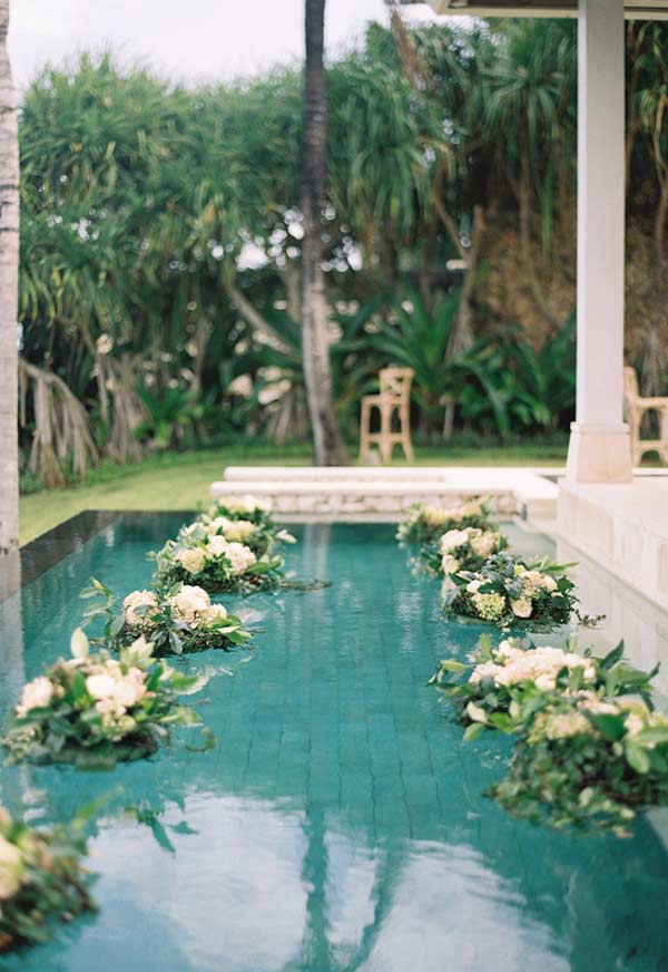 Water Wedding Arrangements