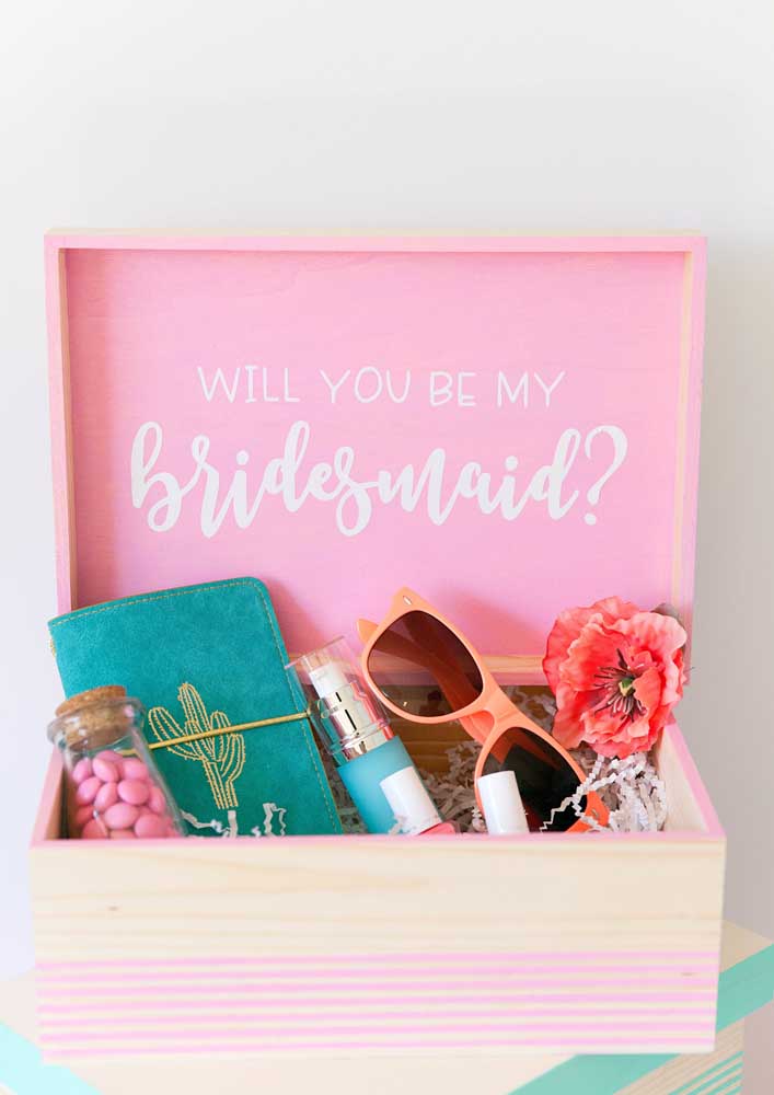 Affectionate way of inviting your friend to be a bridesmaid