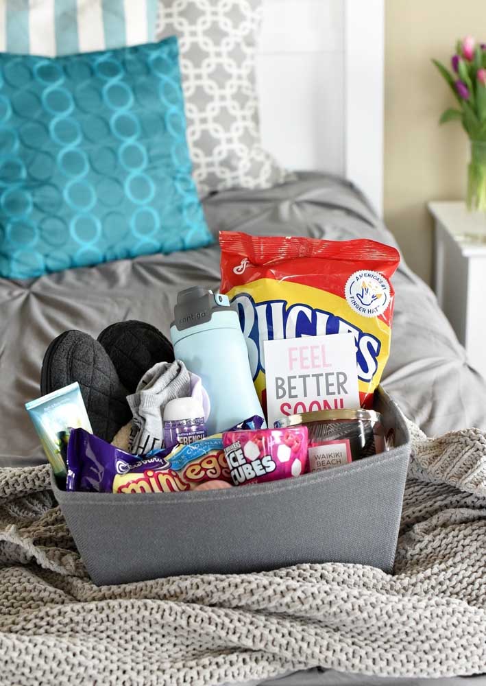 The perfect surprise box to spend the lazy day in bed