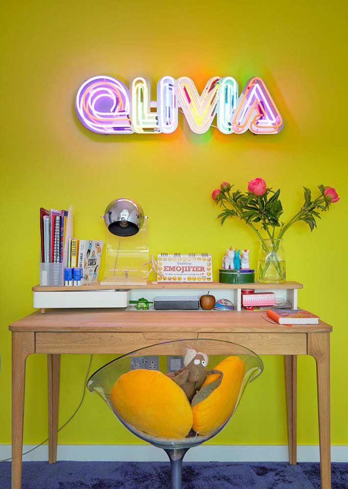 Improve the mood of the workplace with a colorful neon sign