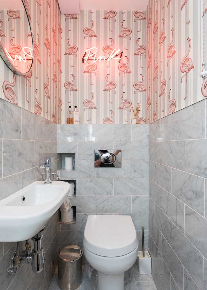 How to make an amazing bathroom? With a neon sign!