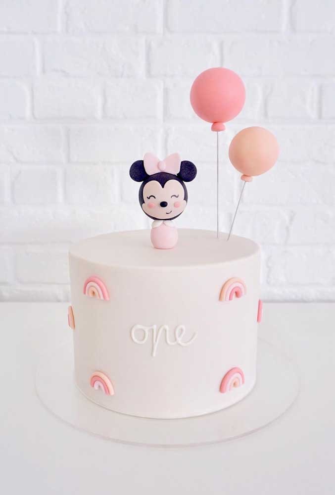 The simplest, most delicate and fluffy Minnie cake you've ever seen!