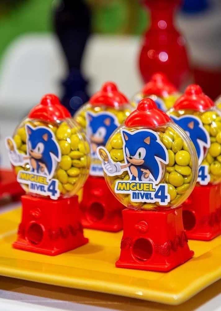 Lembrancinha da festa Sonic: confetes amarelos de chocolate 