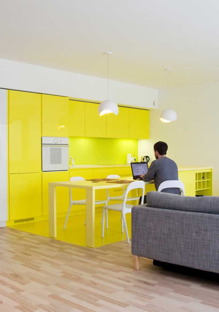 Um toque cítrico para a decoração da cozinha amarela