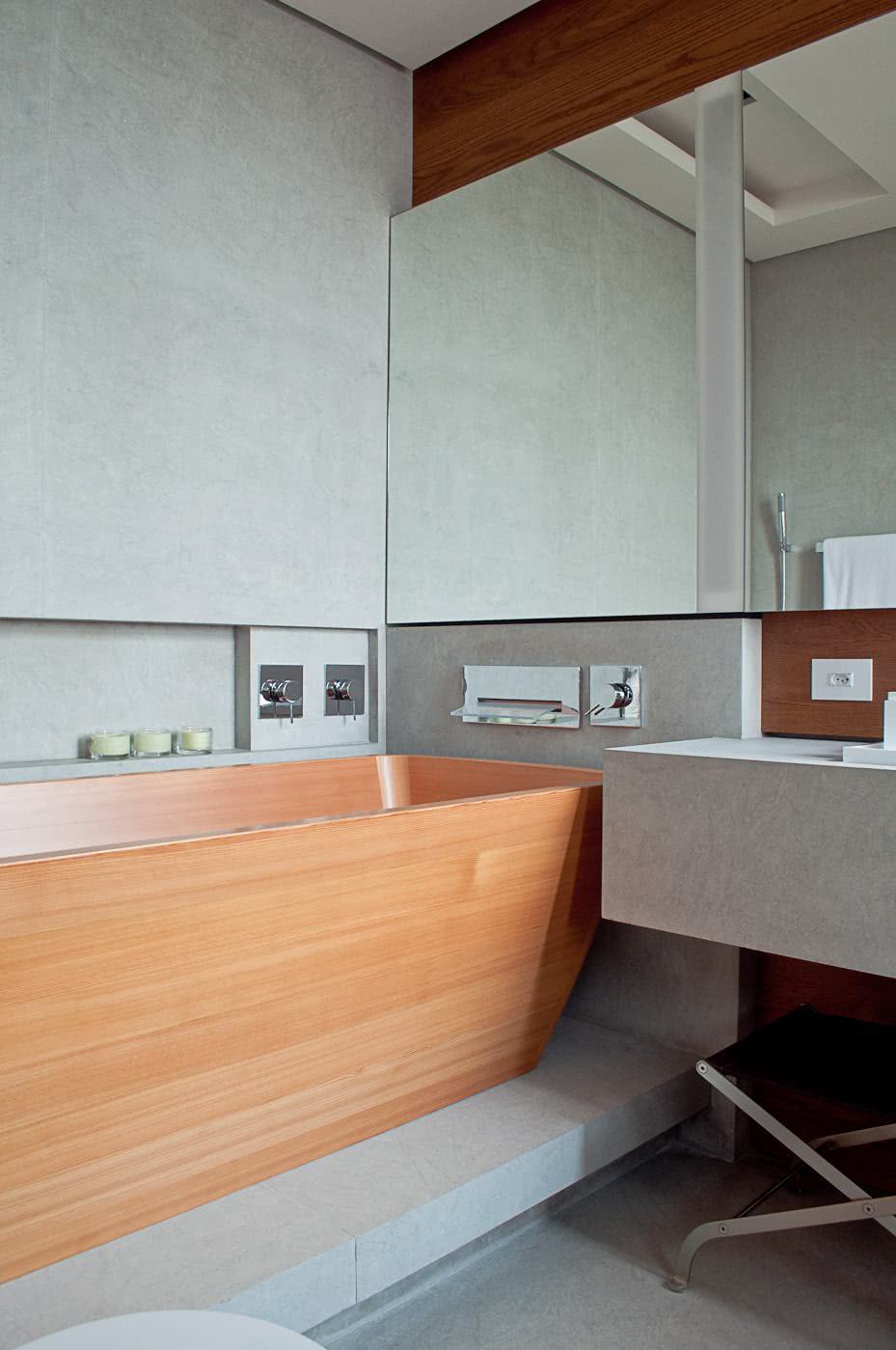 Bathroom with wooden bathtub