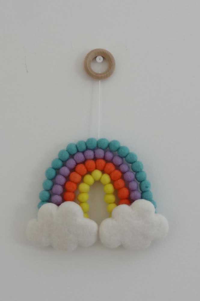 And is there anything more cute than joining the felt cloud to a rainbow of beads also made of felt?