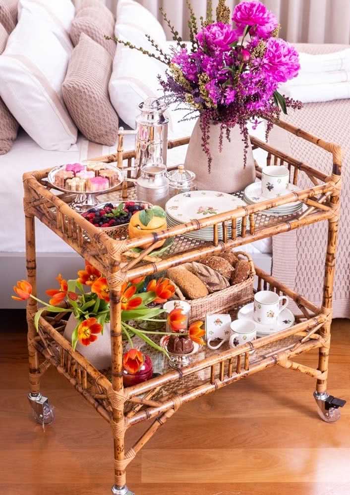 How about packing breakfast on a cart?