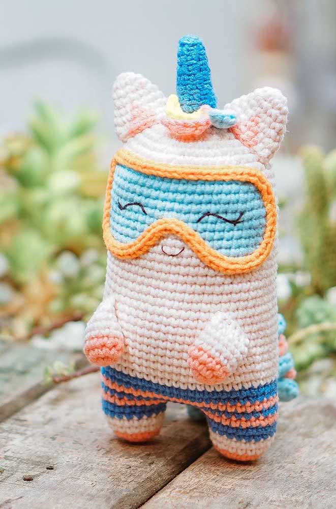Crochet unicorn to make your day happier