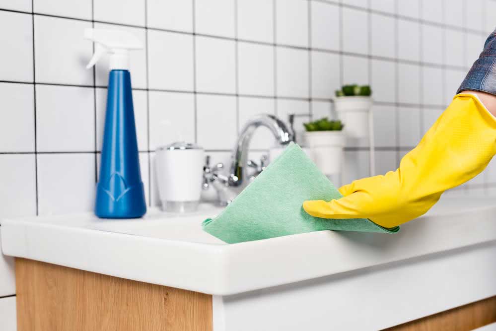 Bathroom cleaning step by step