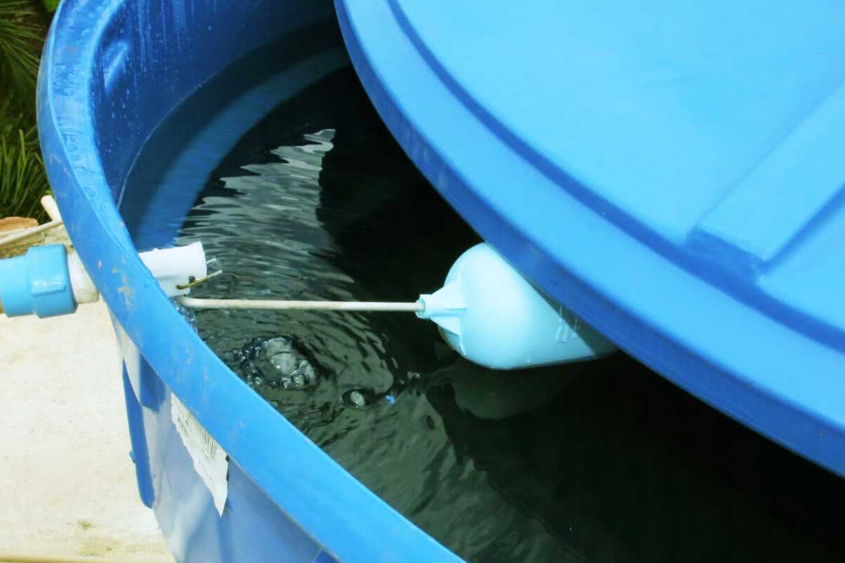 How to clean a water tank: step by step
